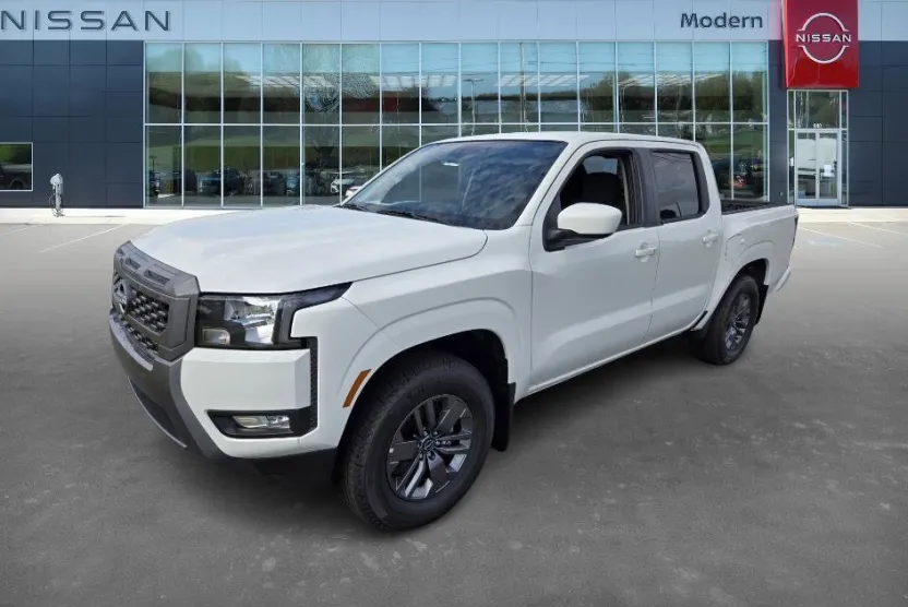 2025 Nissan Frontier Crew Cab SV photo 1