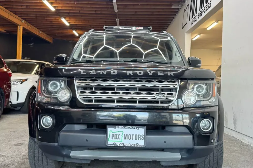 2015 Land Rover LR4 HSE LUX photo 1
