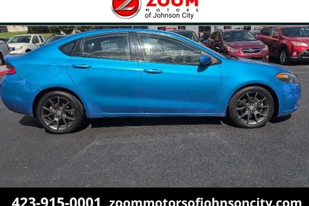 2015 Dodge Dart SXT photo 1