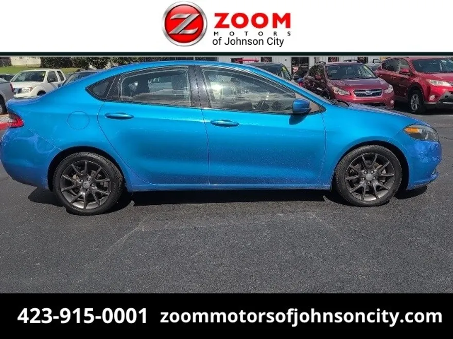 2015 Dodge Dart SXT photo 1