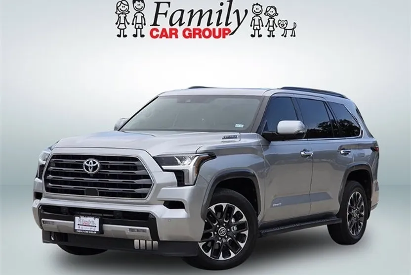 2023 Toyota Sequoia Limited photo 1