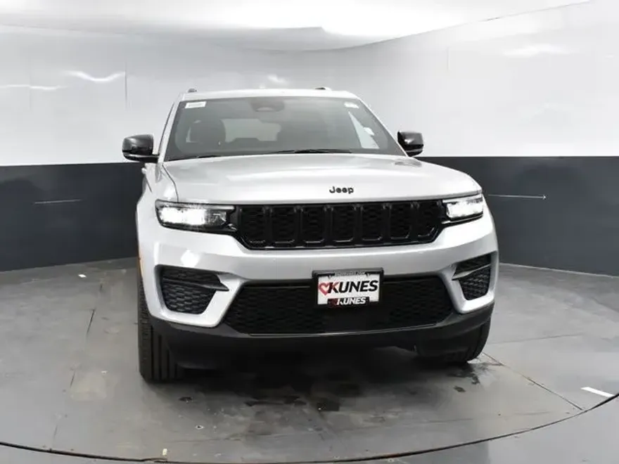 2025 Jeep Grand Cherokee Altitude X photo 1