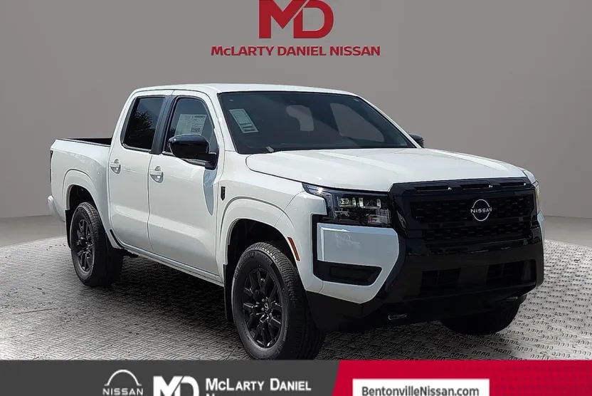 2026 Nissan Frontier Crew Cab SV photo 1