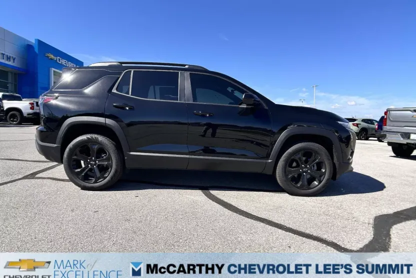 2026 Chevrolet Equinox LT photo 1