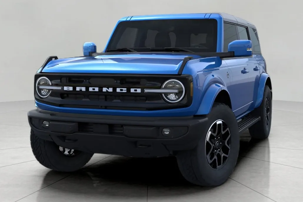 2024 Ford Bronco Outer Banks photo 1