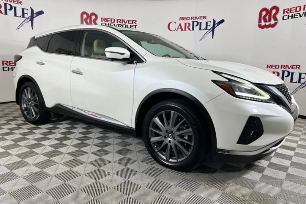 2021 Nissan Murano SV photo 1