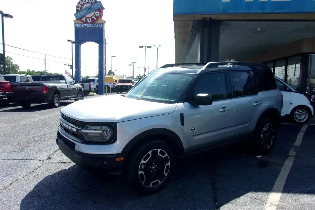 2021 Ford Bronco Sport Outer Banks photo 1