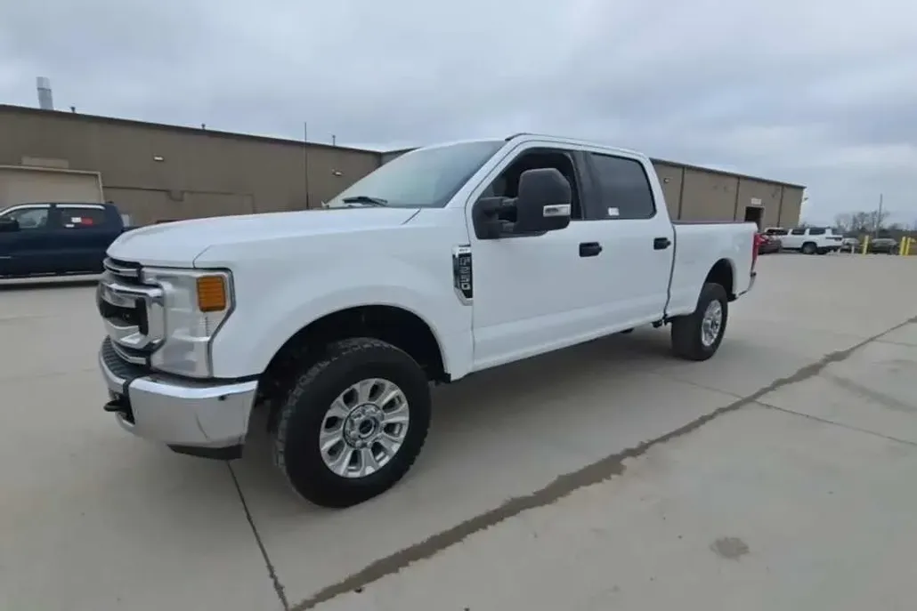 2021 Ford F-250 photo 1