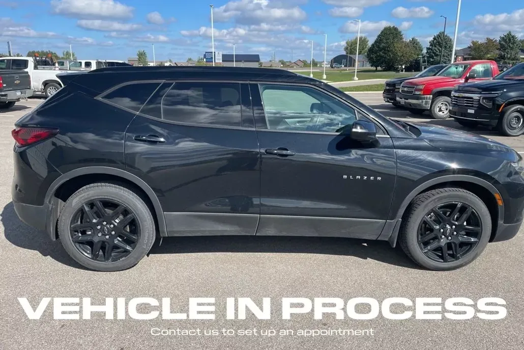 2022 Chevrolet Blazer 3LT photo 1