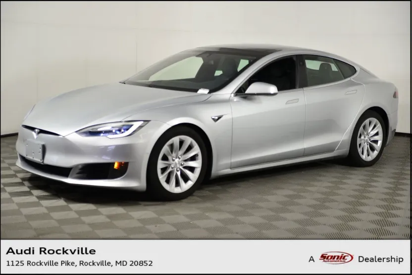2017 Tesla Model S 75D photo 1