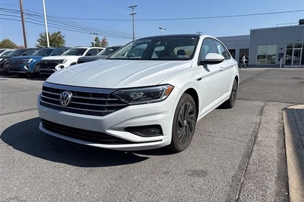 2019 Volkswagen Jetta 1.4T SEL Premium photo 1