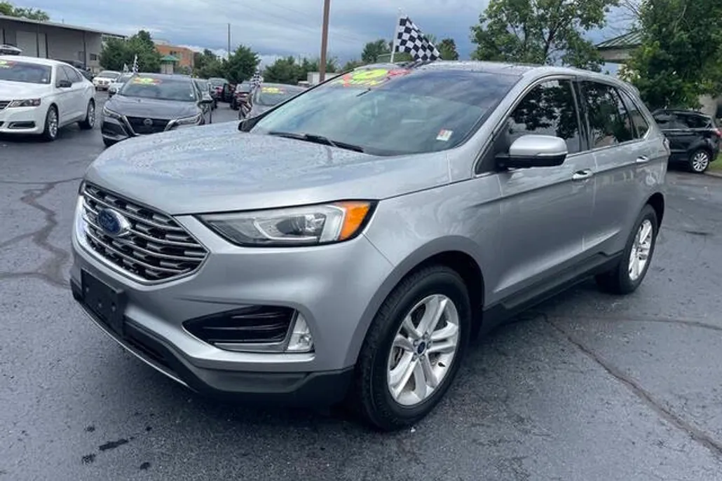 2020 Ford Edge SEL photo 1