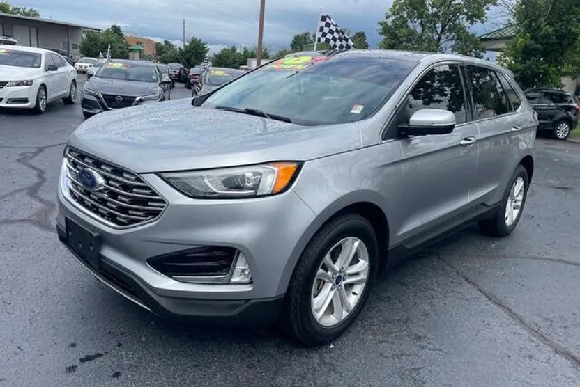 2020 Ford Edge SEL photo 1