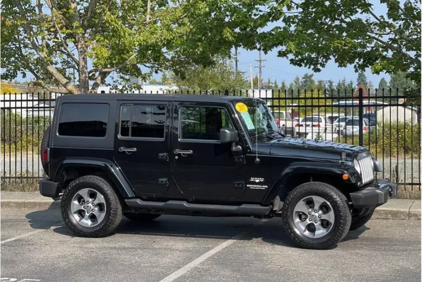 2017 Jeep Wrangler Unlimited Sahara Sport photo 1