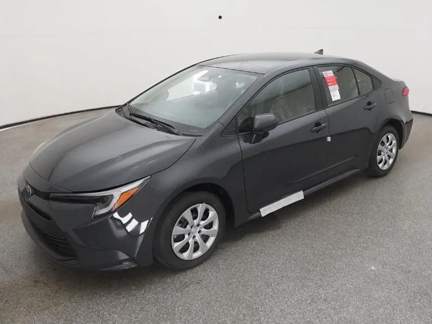 2025 Toyota Corolla Hybrid LE photo 1