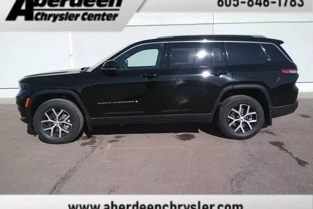 2025 Jeep Grand Cherokee L photo 1