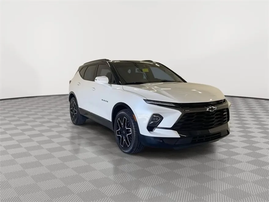 2023 Chevrolet Blazer RS photo 1