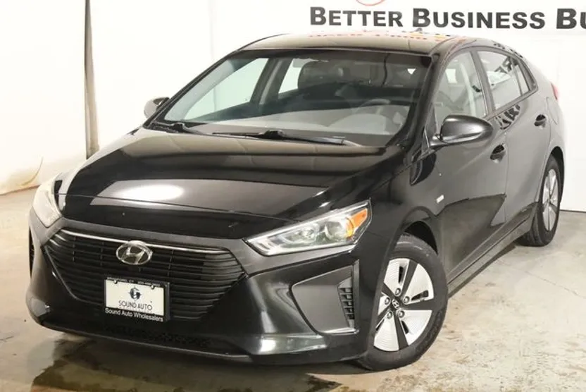 2018 Hyundai Ioniq Blue photo 1