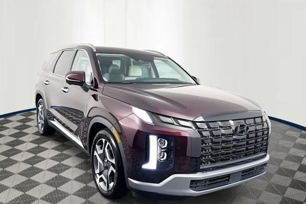 2024 Hyundai Palisade Limited photo 1