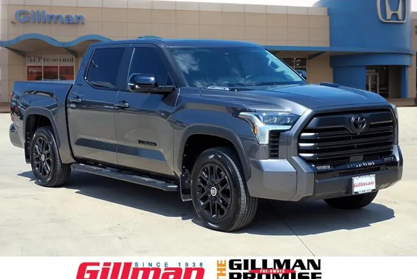2024 Toyota Tundra photo 1