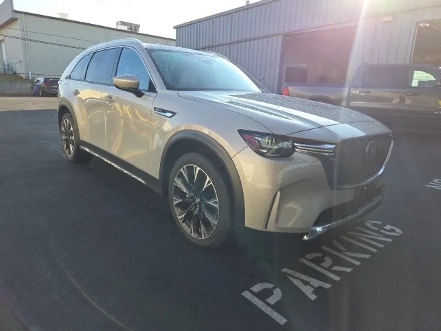 2024 Mazda CX-90 Premium Plus photo 1