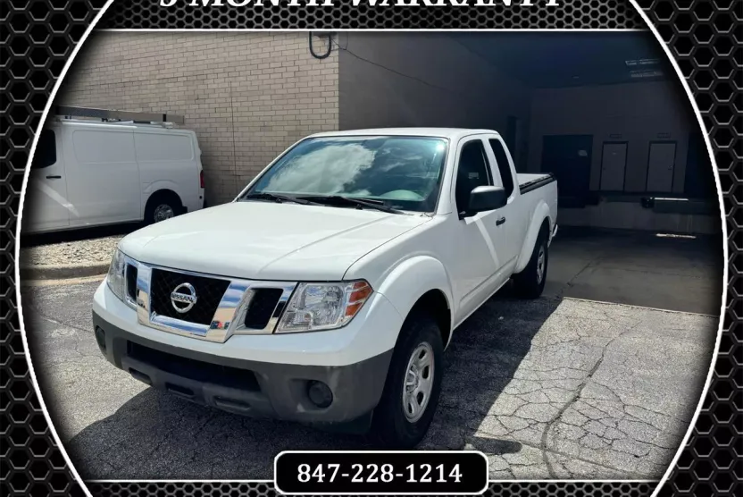2014 Nissan Frontier King Cab S photo 1