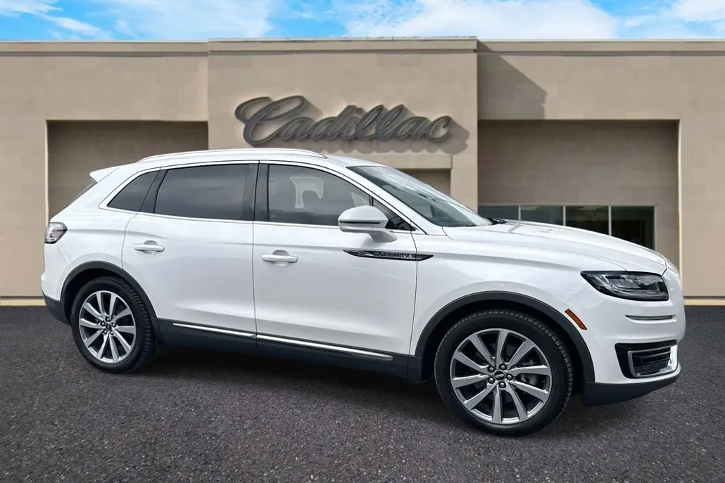 2019 Lincoln Nautilus Select photo 1