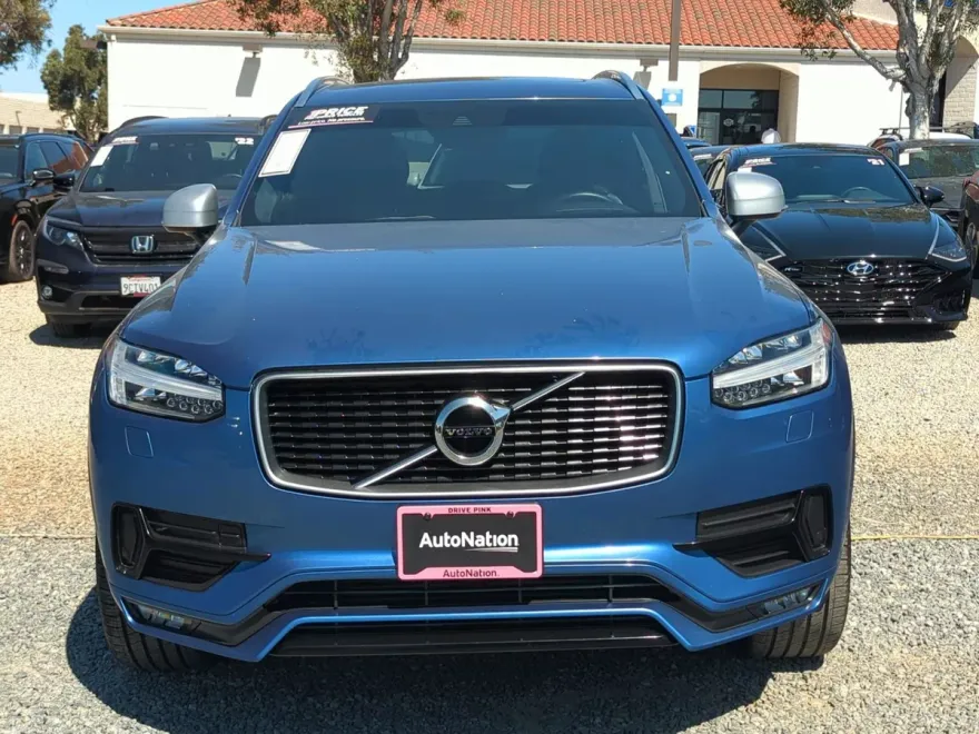 2016 Volvo XC90 T6 R-Design AWD photo 1