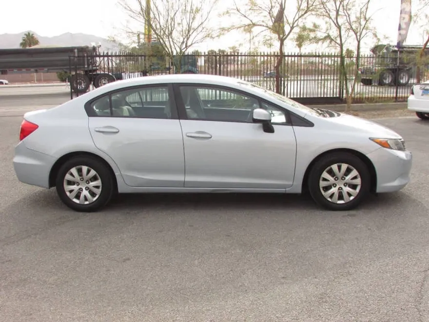 2012 Honda Civic LX photo 1