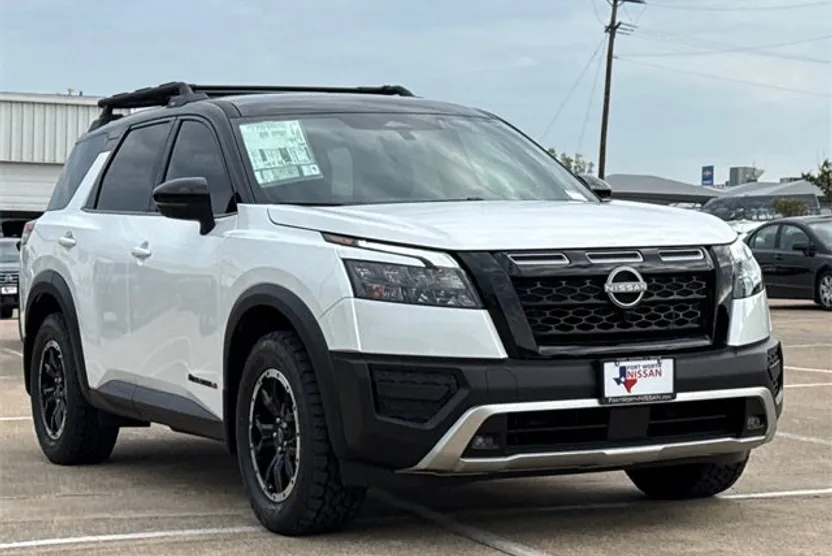 2025 Nissan Pathfinder Rock Creek photo 1