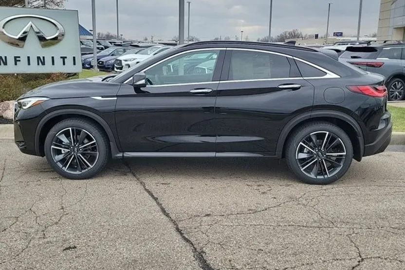 2025 Infiniti QX55 Essential photo 1