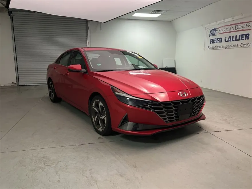 2021 Hyundai Elantra Limited photo 1