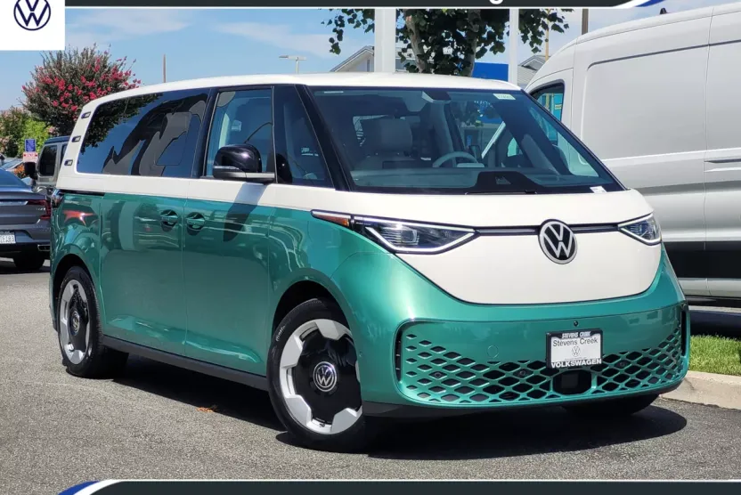 2025 Volkswagen ID. Buzz Pro Plus photo 1