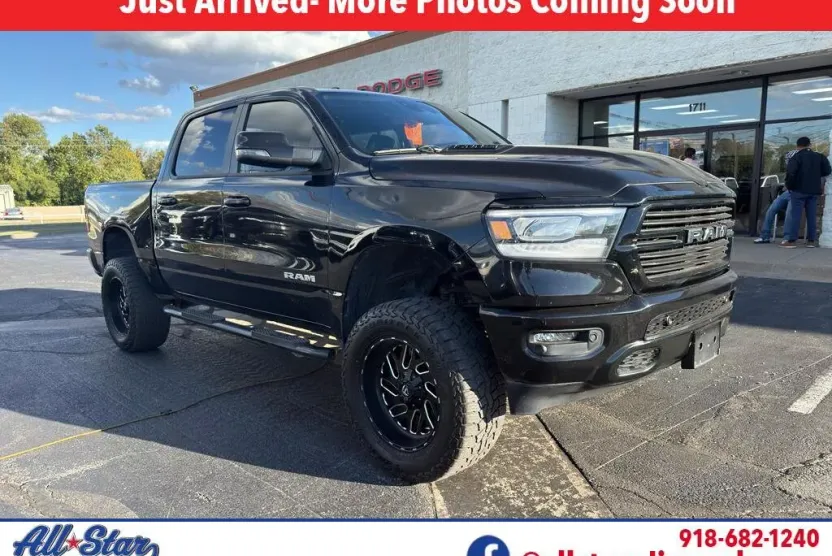 2023 Ram 1500 Laramie photo 1