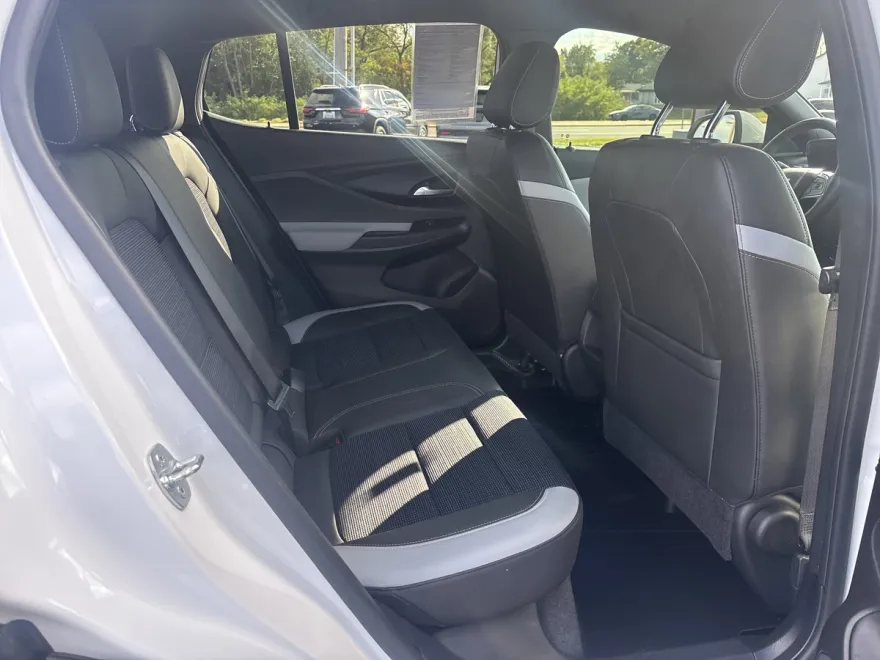 2024 Buick Envista Preferred photo 1