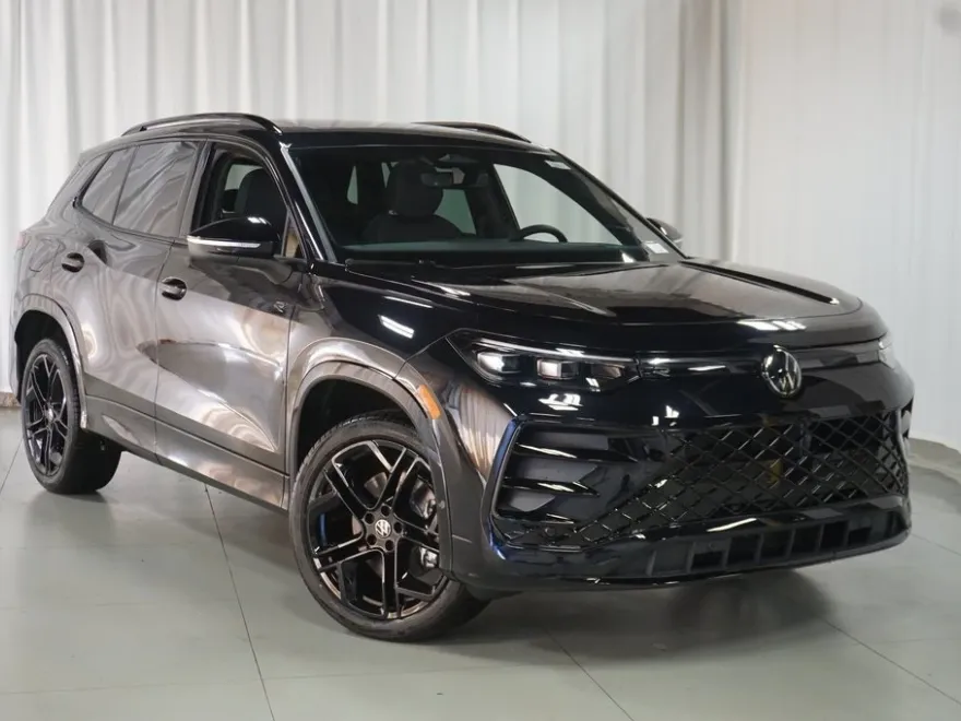 2025 Volkswagen Tiguan SE R-Line Black photo 1