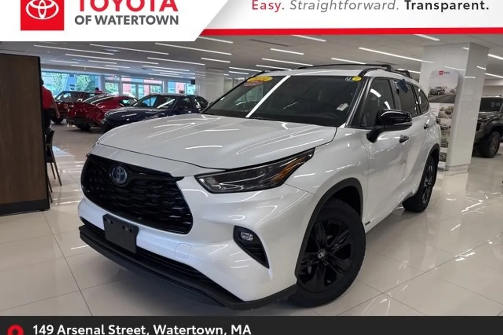 2024 Toyota Highlander Hybrid XLE photo 1