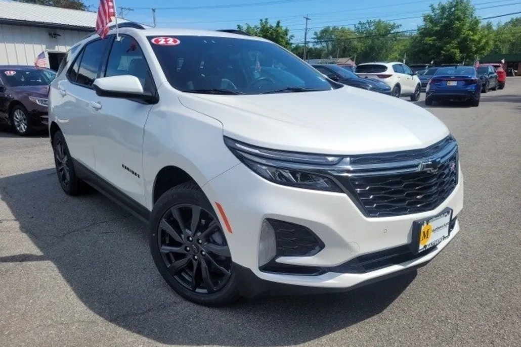2022 Chevrolet Equinox RS photo 1