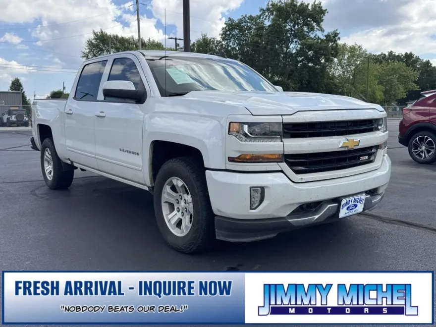2018 Chevrolet Silverado 1500 LT photo 1
