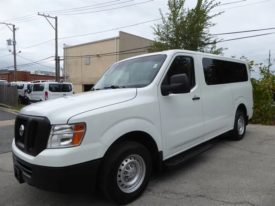 2020 Nissan NV3500 photo 1