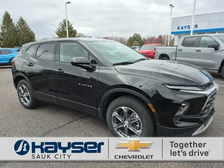 2024 Chevrolet Blazer 2LT photo 1
