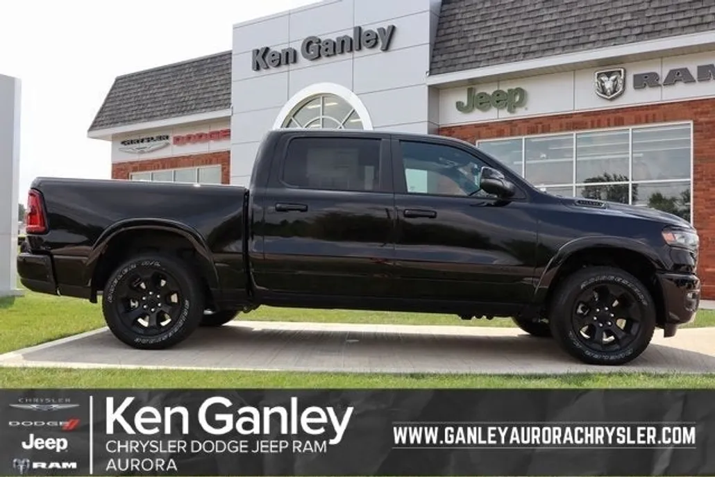 2026 Ram 1500 Big Horn Night Edition photo 1