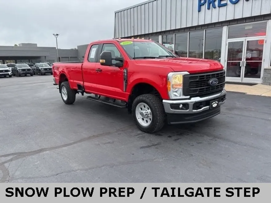 2023 Ford F-250 photo 1