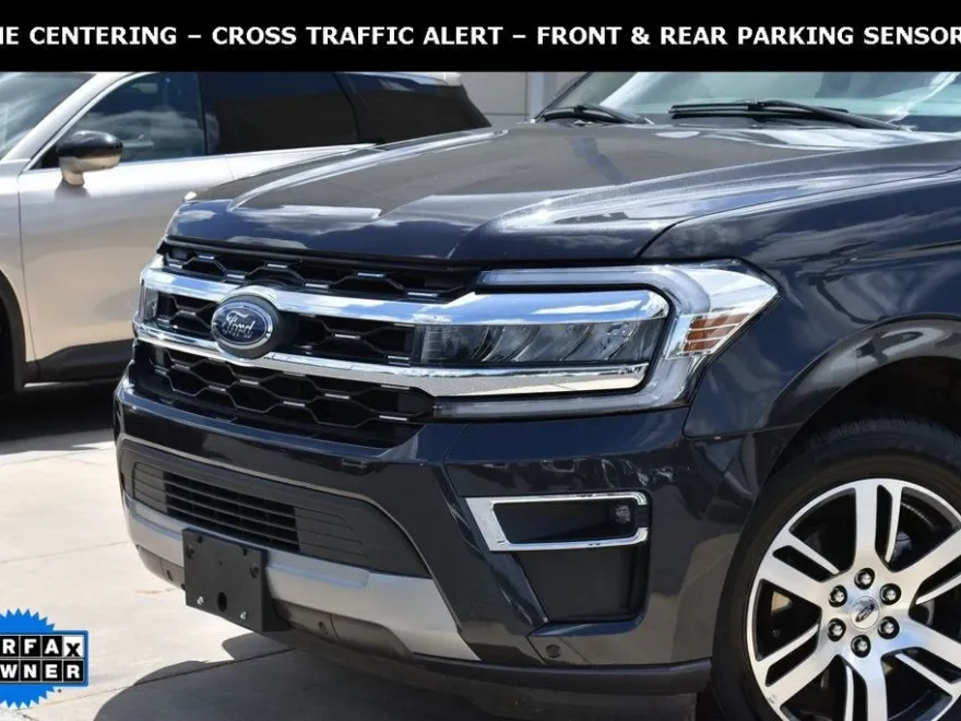 2024 Ford Expedition Limited photo 1