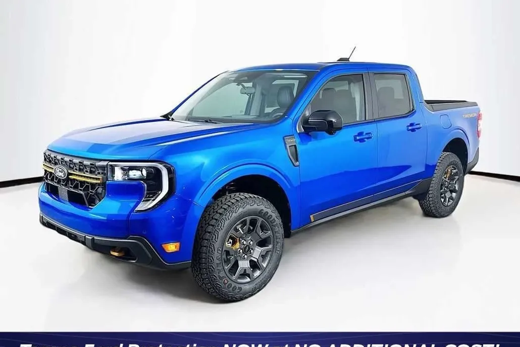 2025 Ford Maverick Tremor photo 1