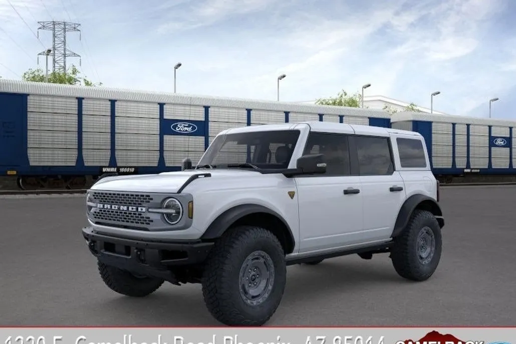 2025 Ford Bronco Badlands photo 1