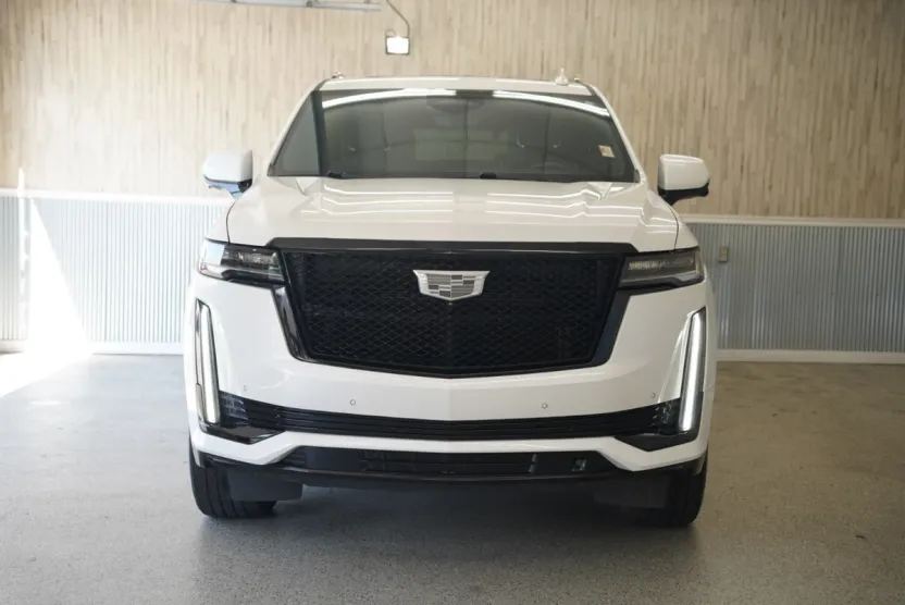 2021 Cadillac Escalade Premium Luxury photo 1