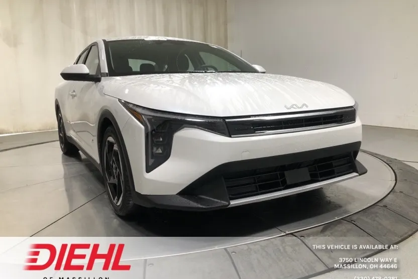 2025 Kia K4 EX photo 1