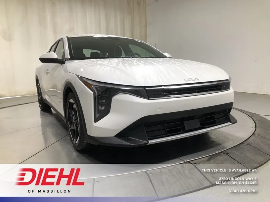 2025 Kia K4 EX photo 1