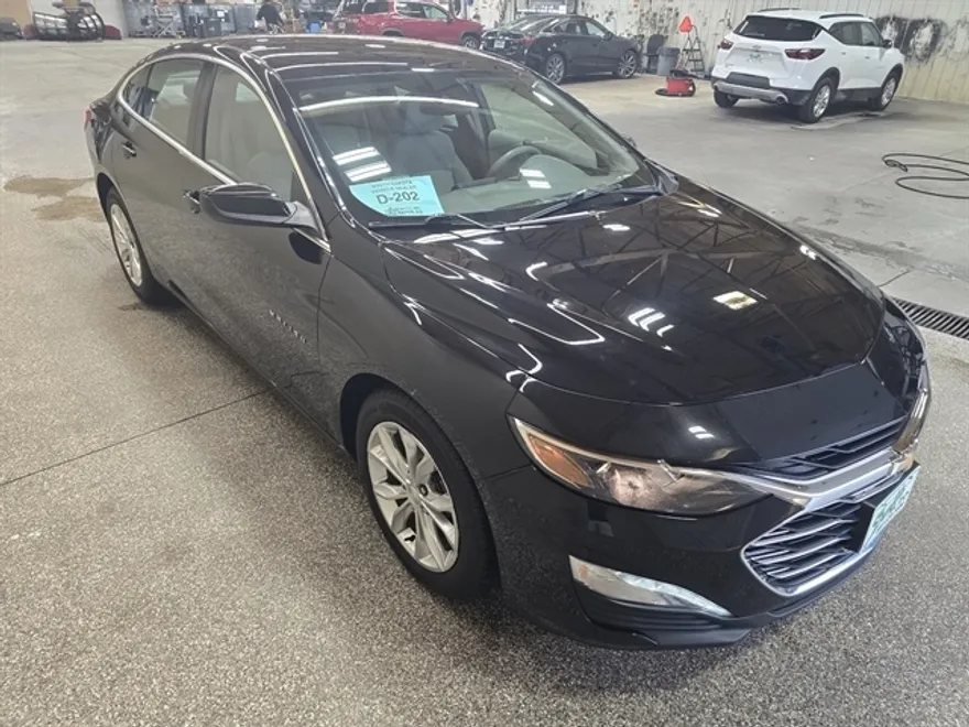 2020 Chevrolet Malibu 1LT photo 1